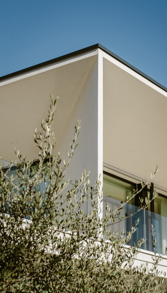 F+C House MP b F+C House MP b